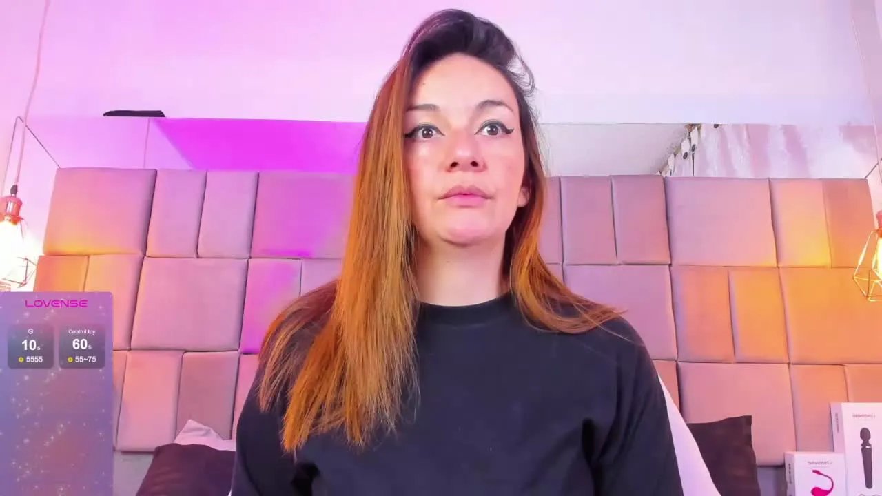 Offline antonella_jones on Streamray