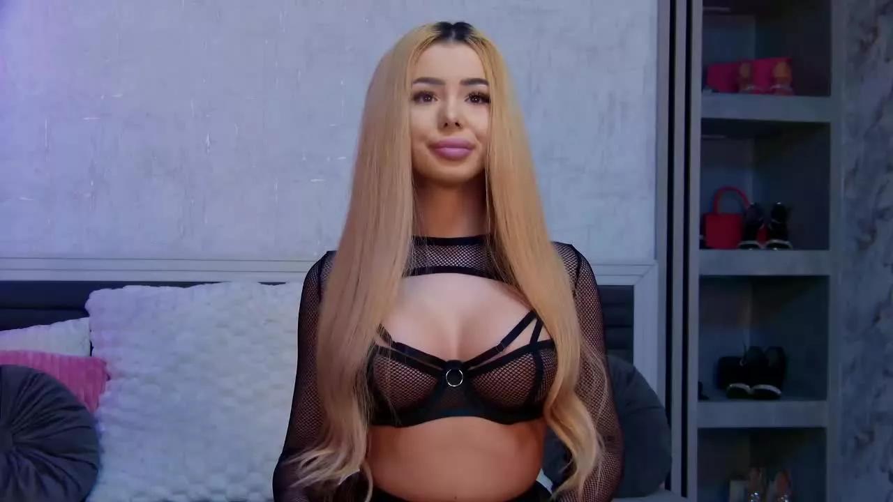 AriannaVoss on Streamray 