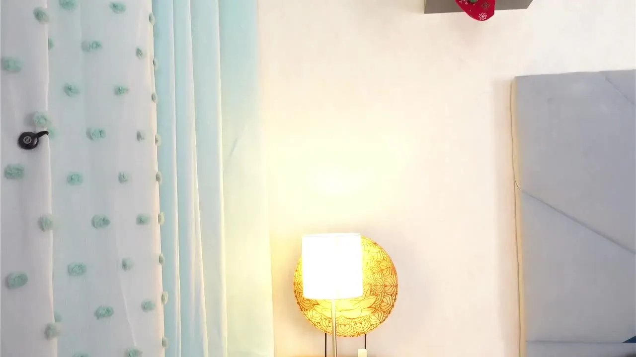 Offline AshiaEkta on Streamray