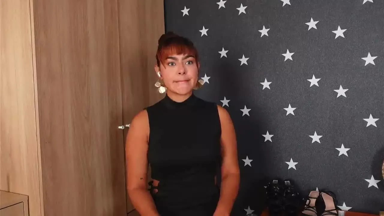 Offline AshiaEkta on Streamray