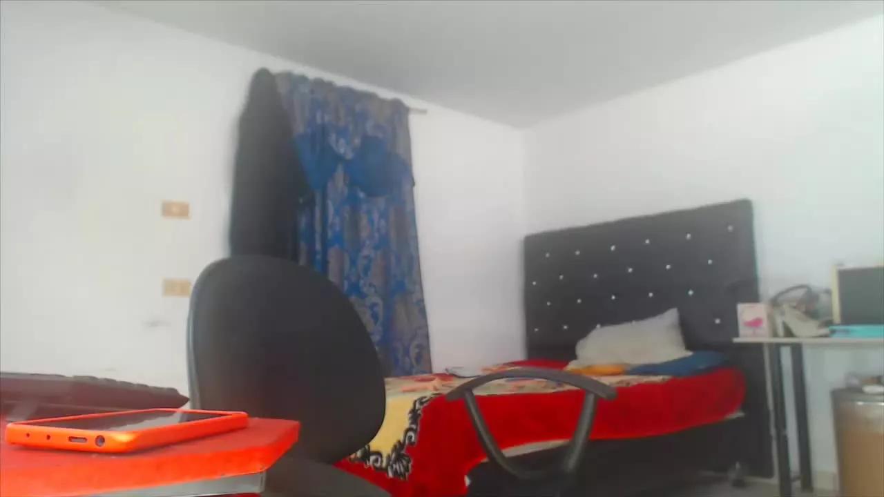 AshleyStarxTS on Streamray 