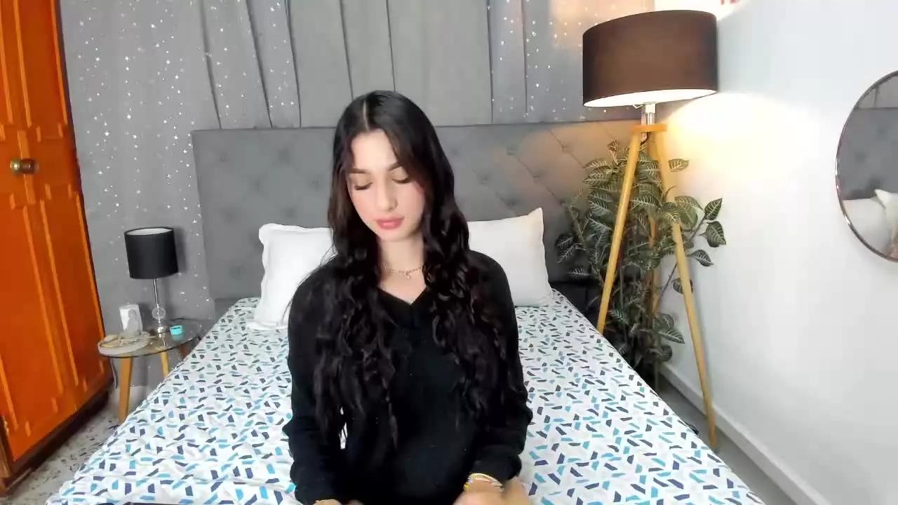 BellaBrand on Streamray 