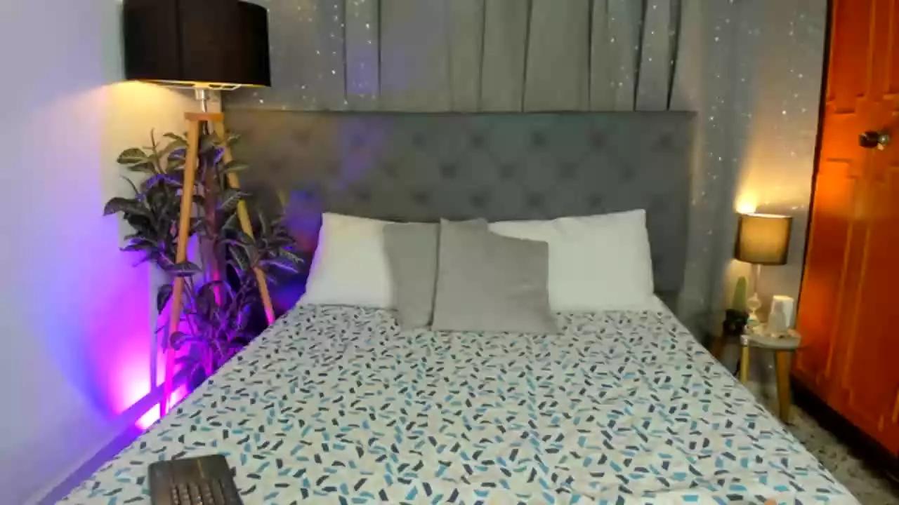 BellaBrand on Streamray 