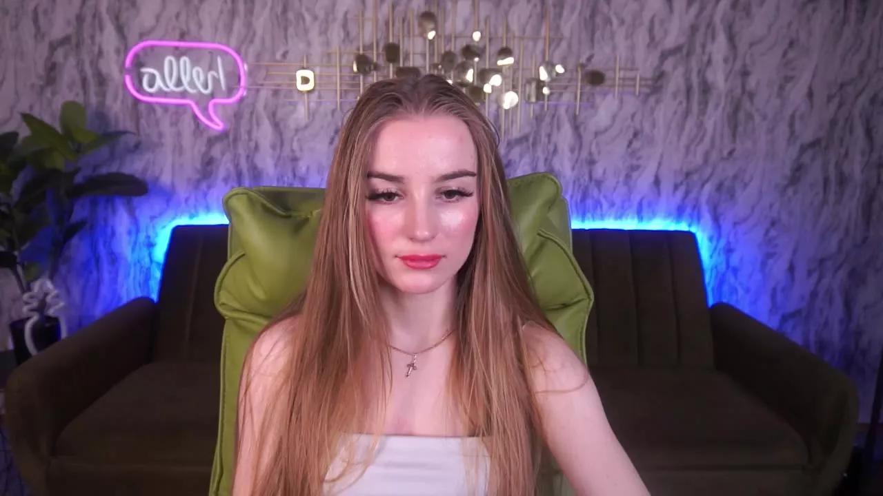 BlondyLuxi on Streamray 