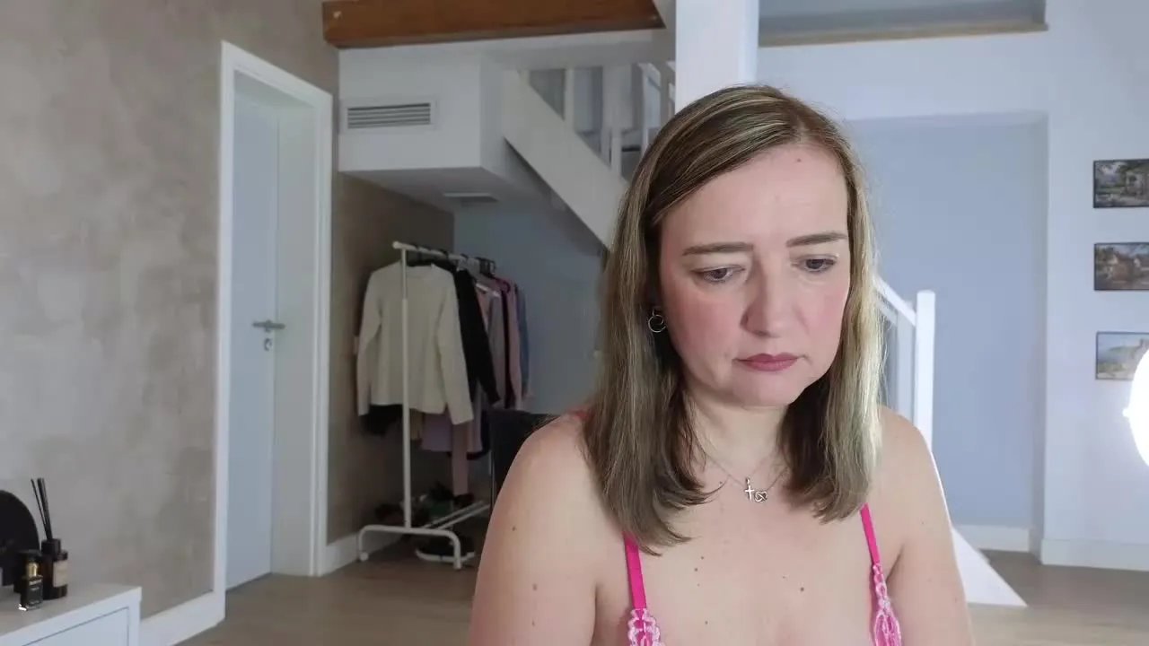 Offline Blue_Angel_Sweet on Streamray