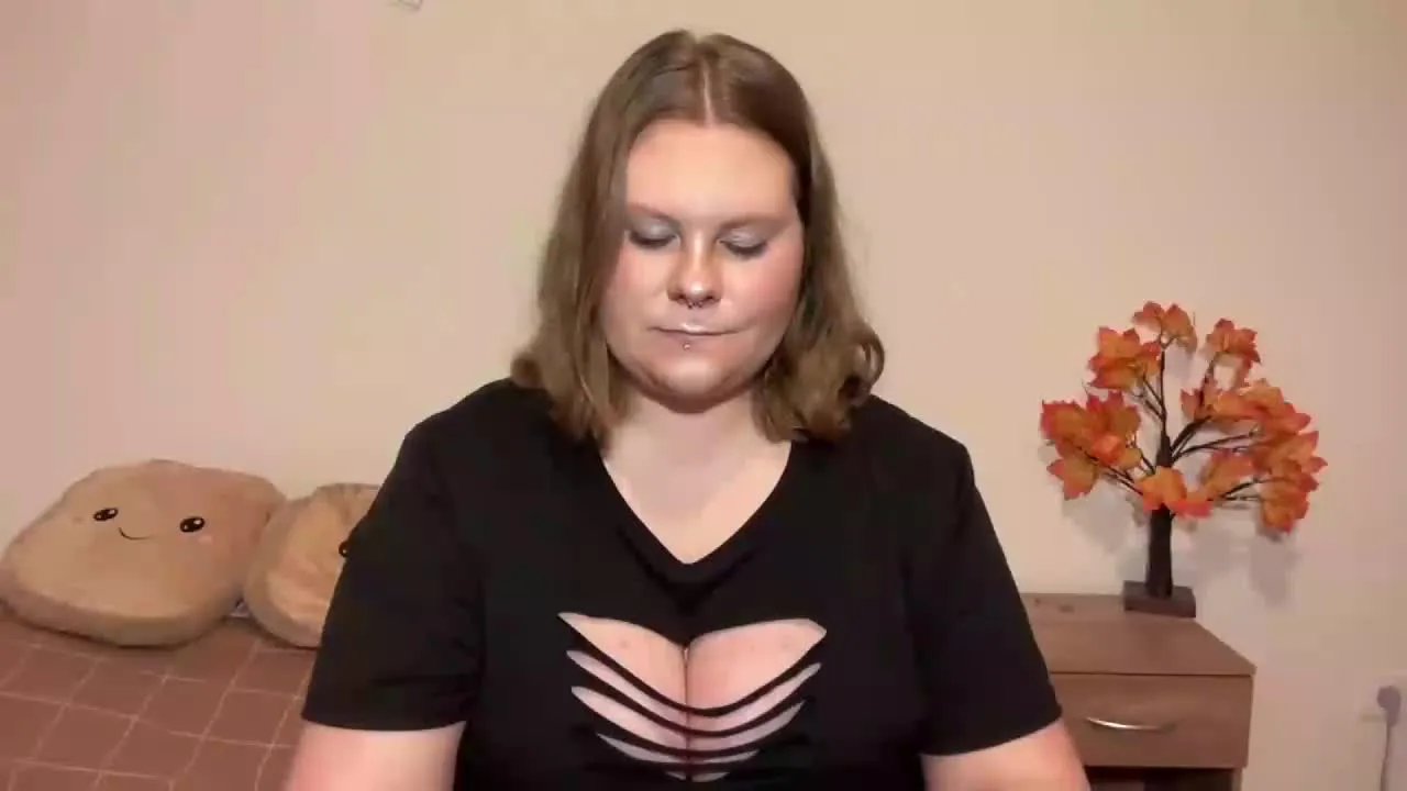 Freechat BriannaCute on Streamray