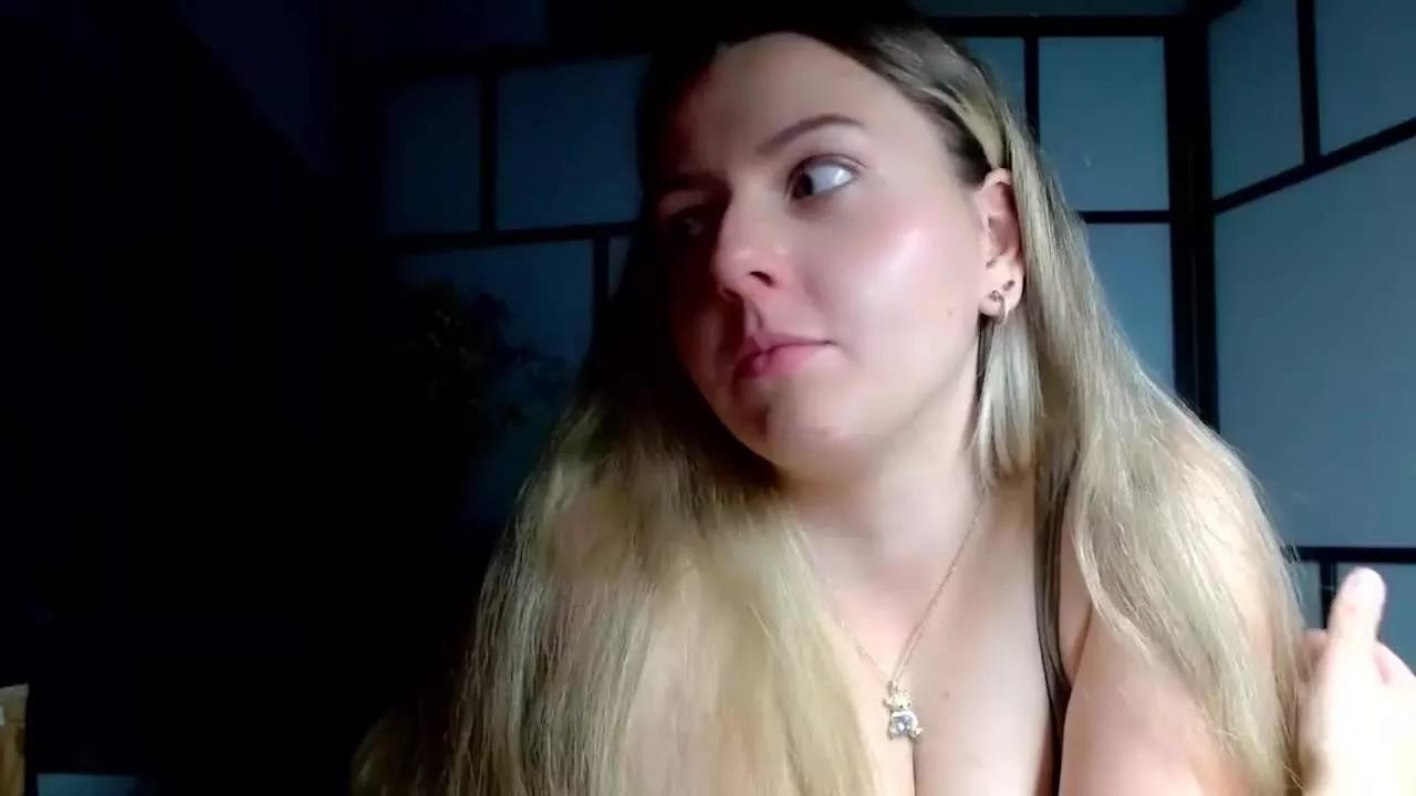 BritneyDevil on Streamray 