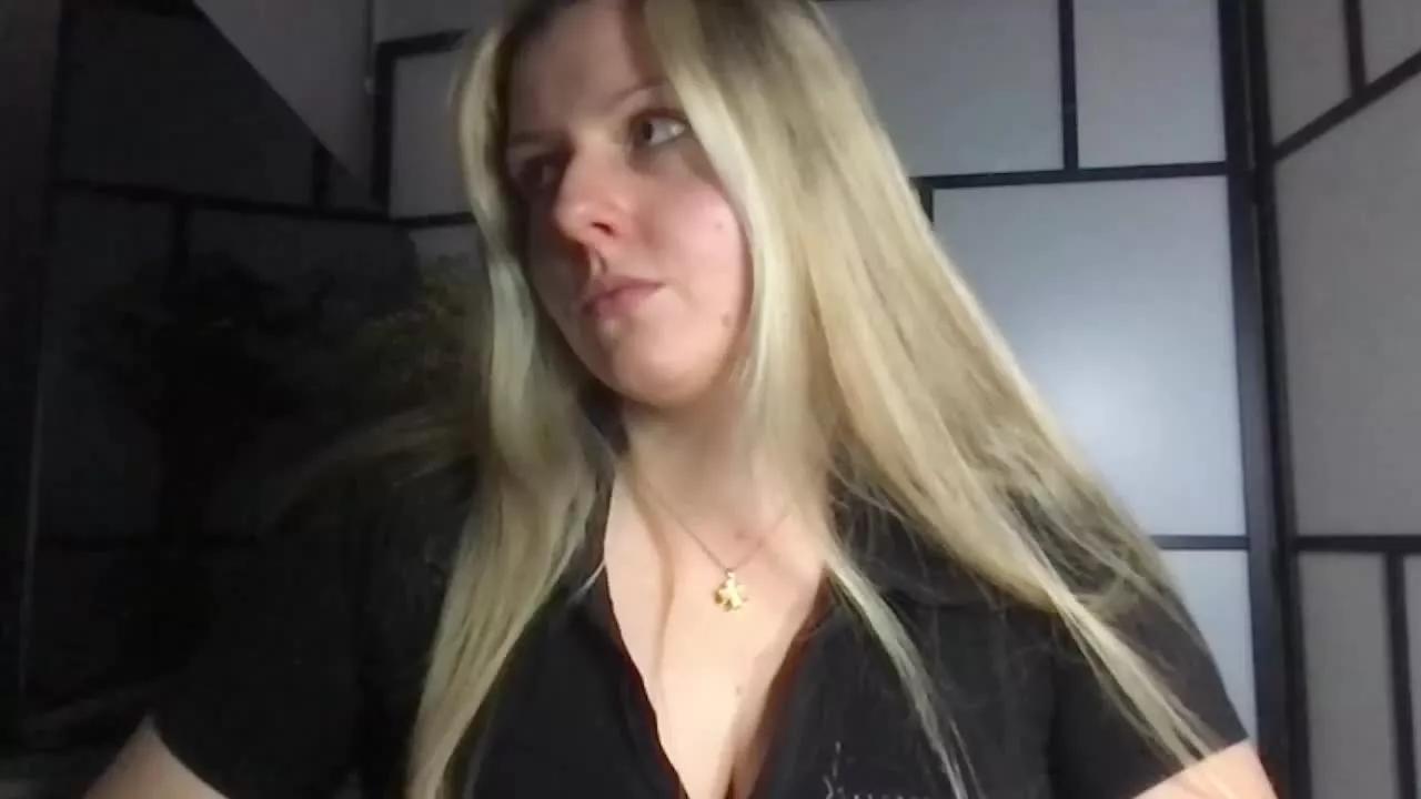 BritneyDevil on Streamray 