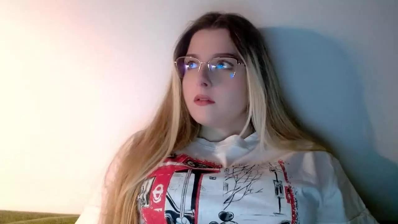 BritneyDevil on Streamray 