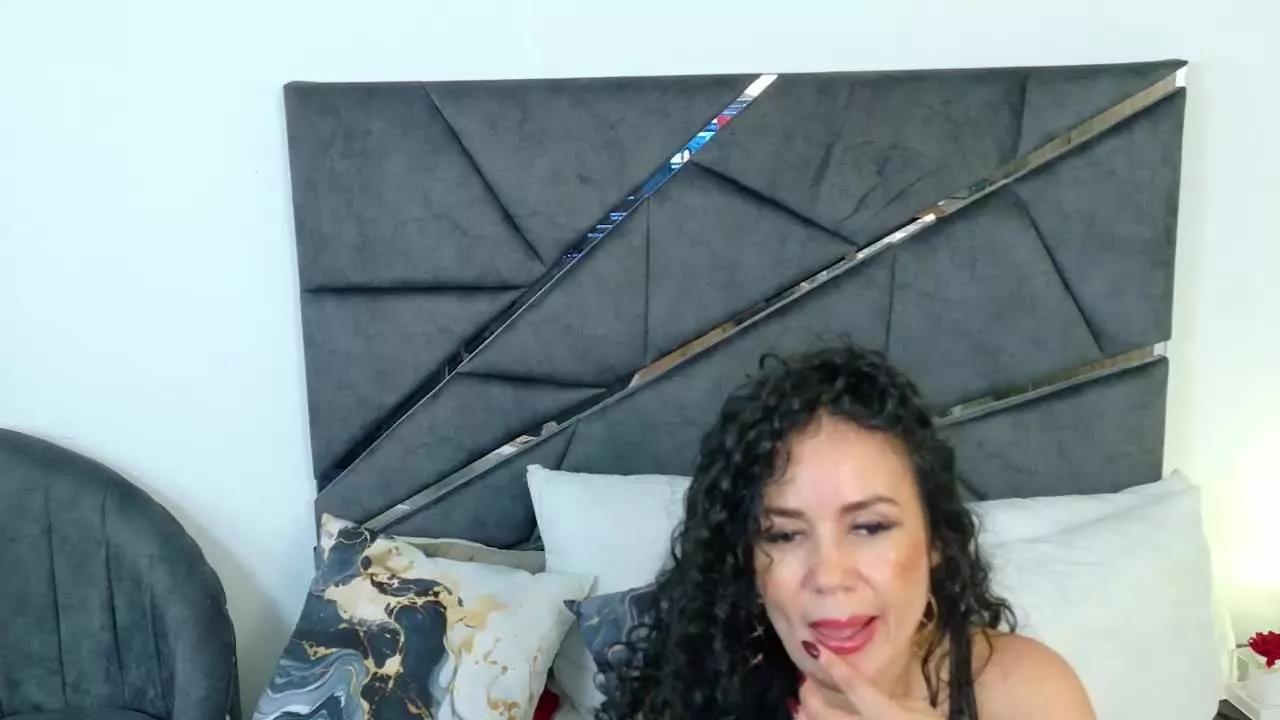 CatlinBouvierr on Streamray 