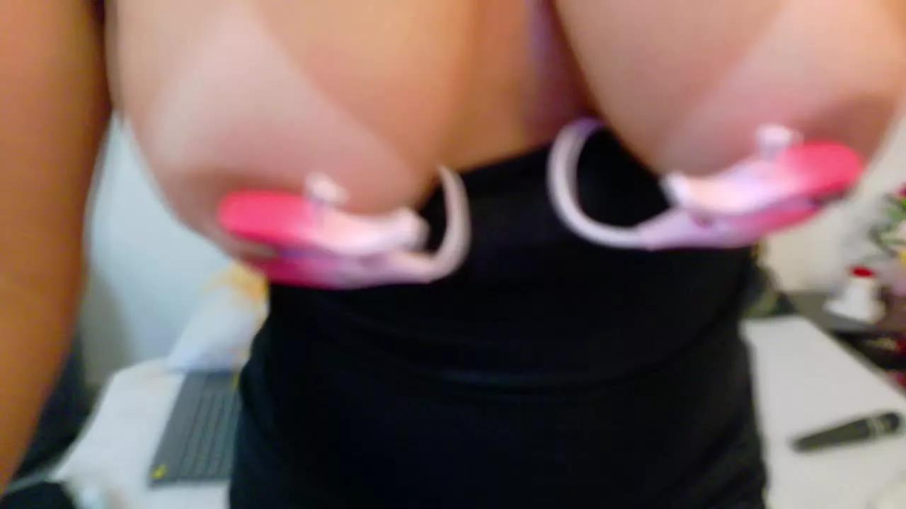 CatlinBouvierr on Streamray 