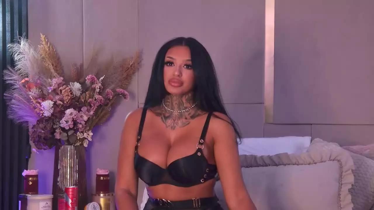 CherrieMadison on Streamray 