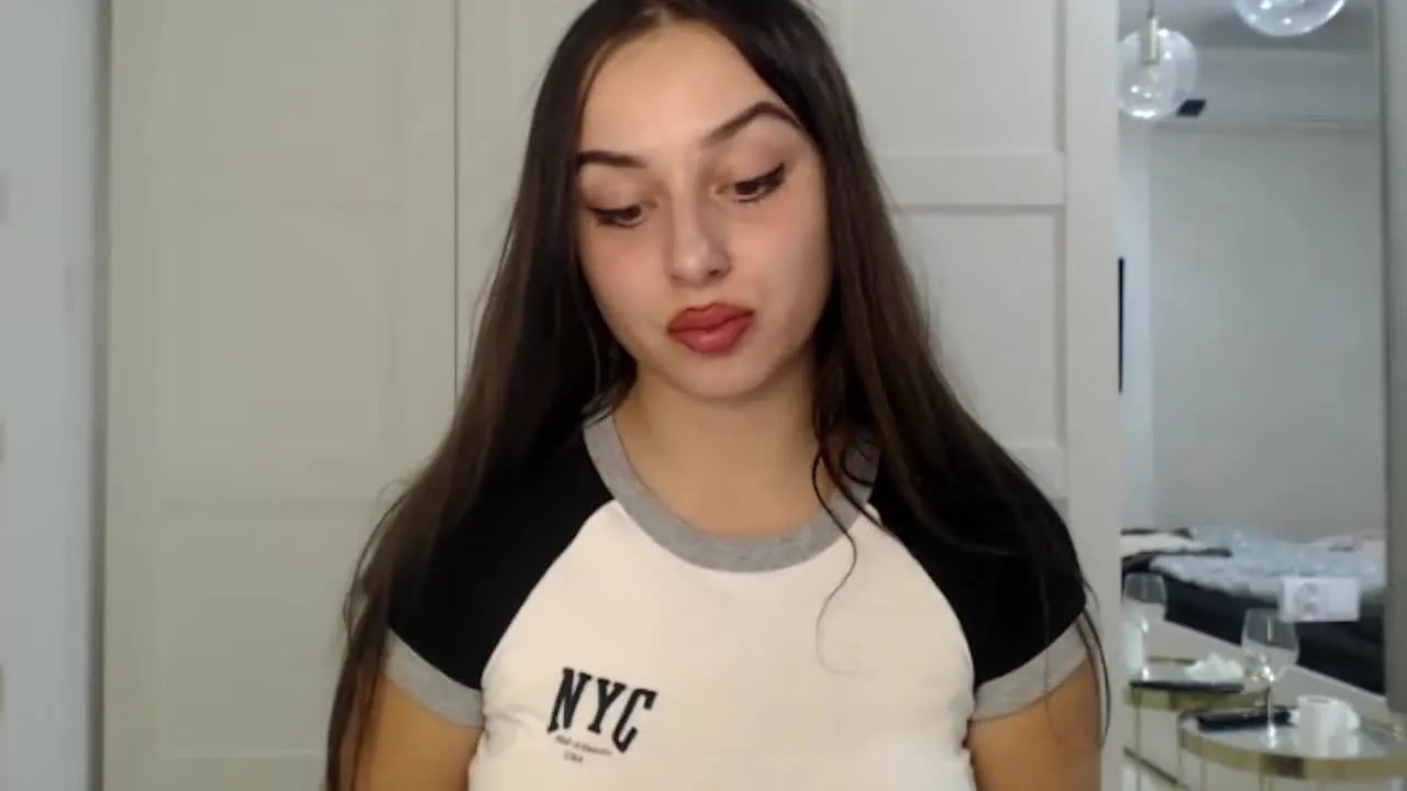 Offline CourtneySugar on Streamray