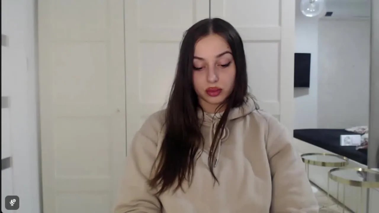 Offline CourtneySugar on Streamray