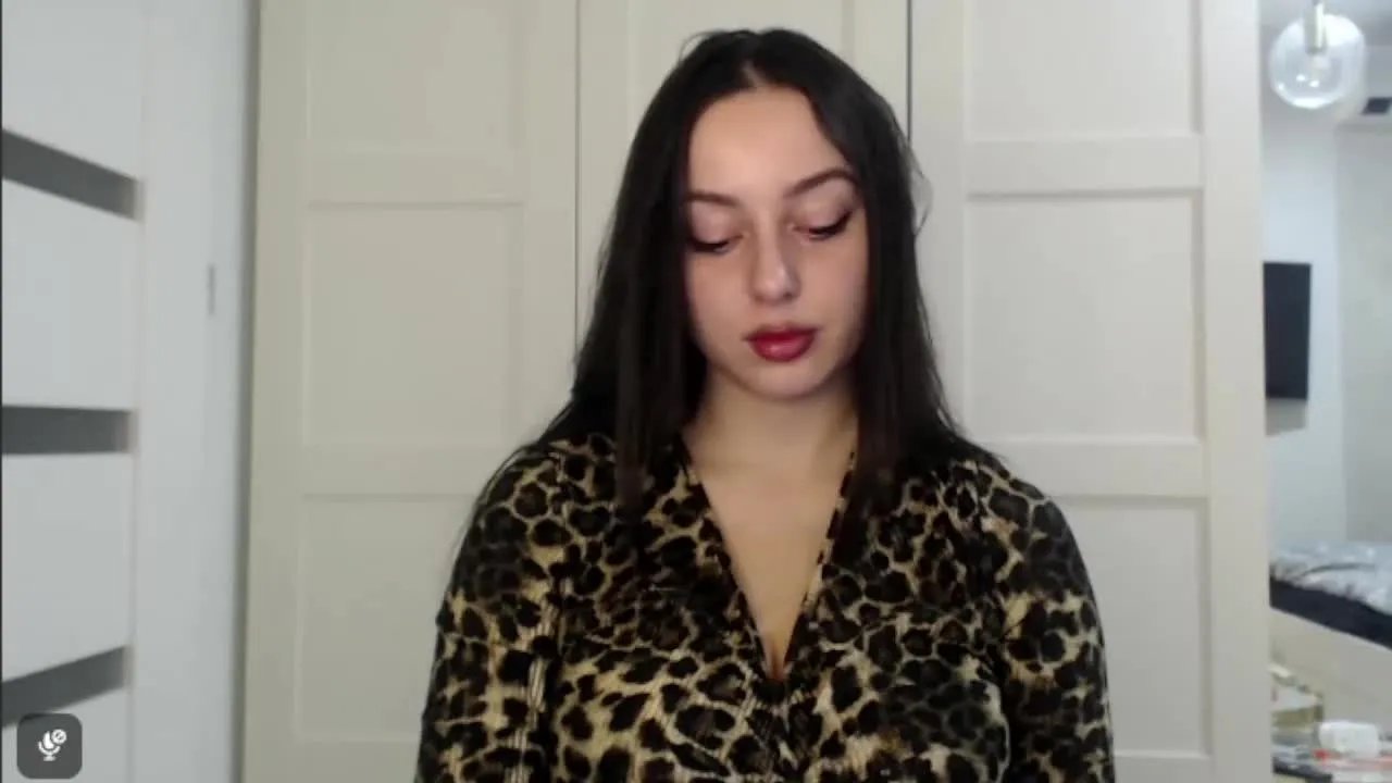 Offline CourtneySugar on Streamray