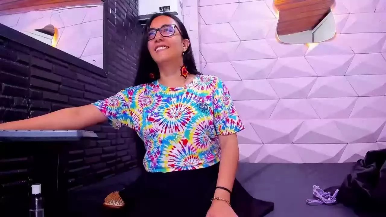 Offline DakotaFerchoT on Streamray