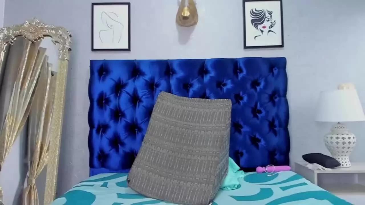 DalilaQueen on Streamray 