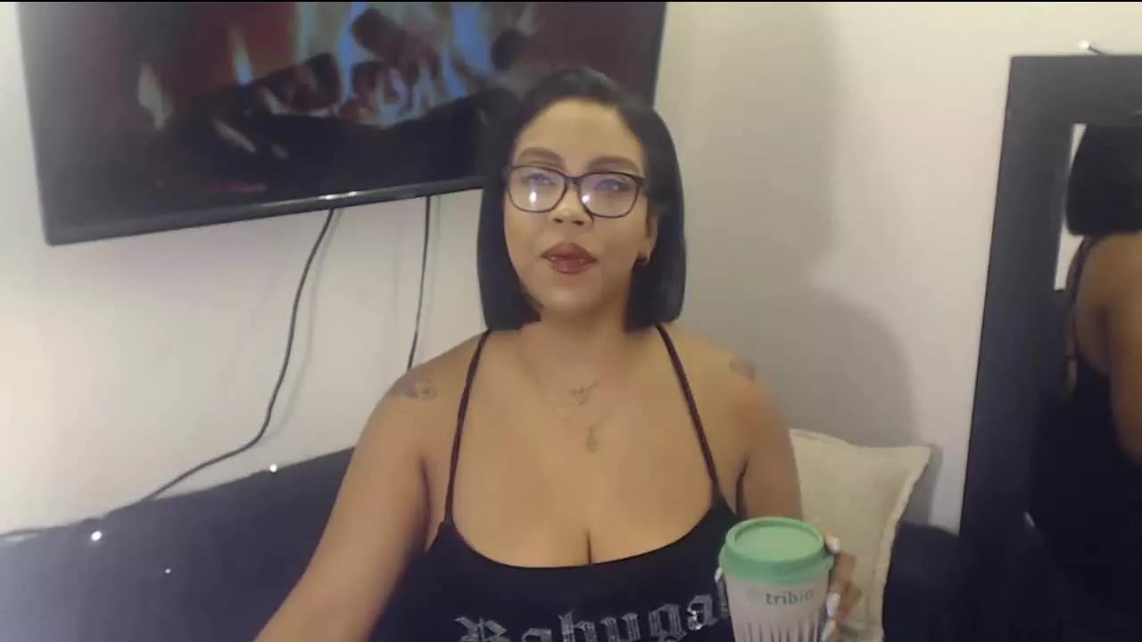 dalma_hayek on Streamray 