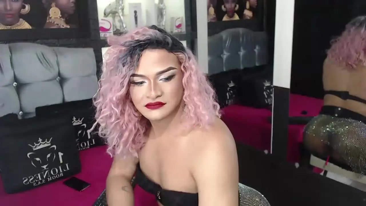 dulce_gaby95TS on Streamray