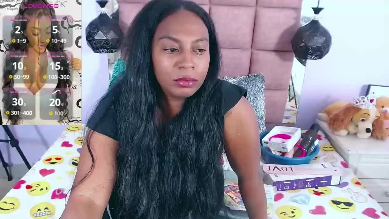 Offline ebonyrose23 on Streamray