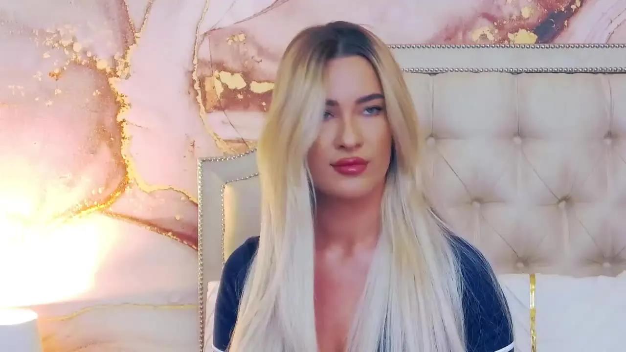 Offline ElaAudrey on Streamray