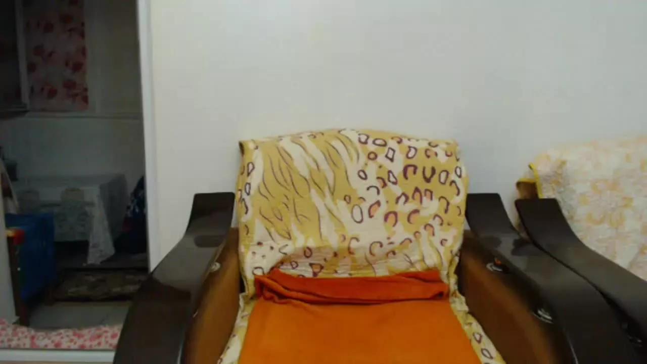 ellasolemn on Streamray 