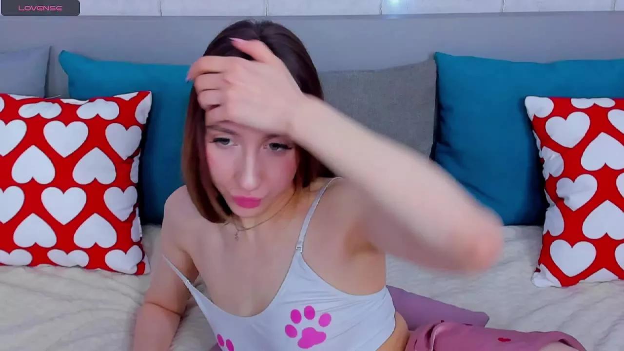 EmiliaDon on Streamray 