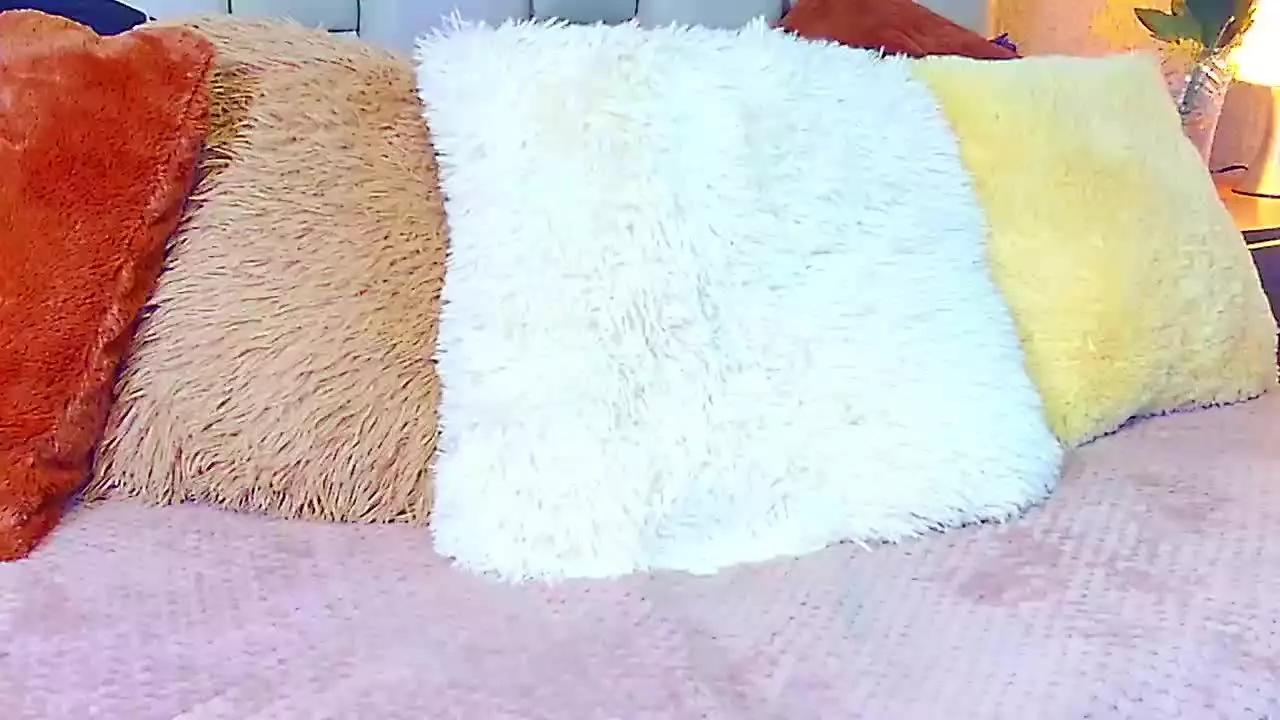 Emily_Biz on Streamray 