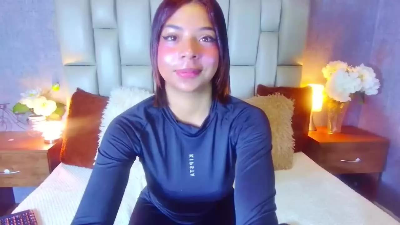 Emily_Biz on Streamray 