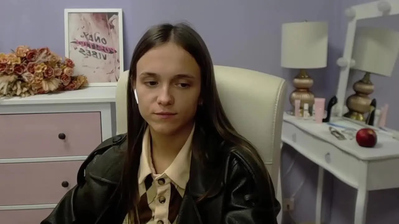 Offline emily_dream on Streamray