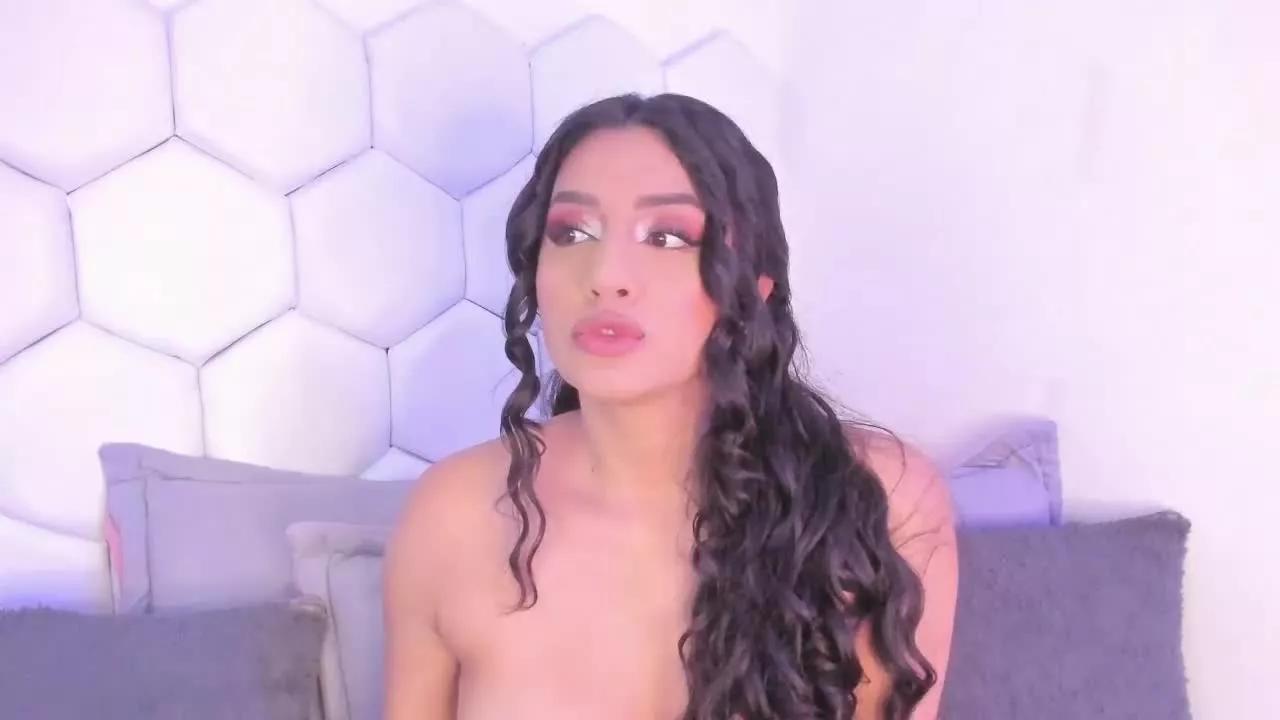 EmilyHarpper on Streamray 