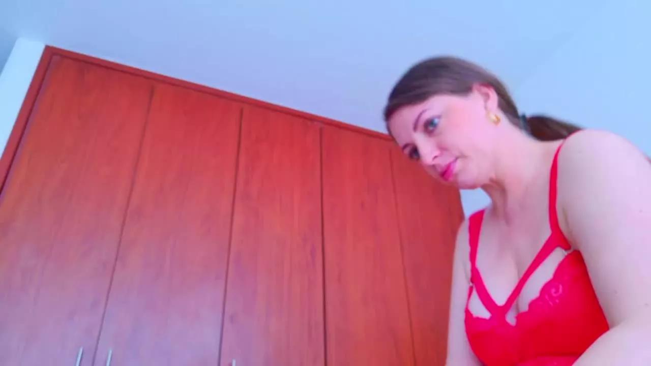 EmmaaBennett on Streamray 