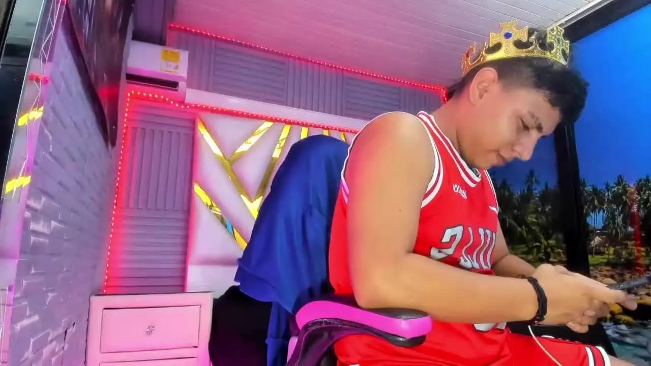 FuckRichi20 on Streamray