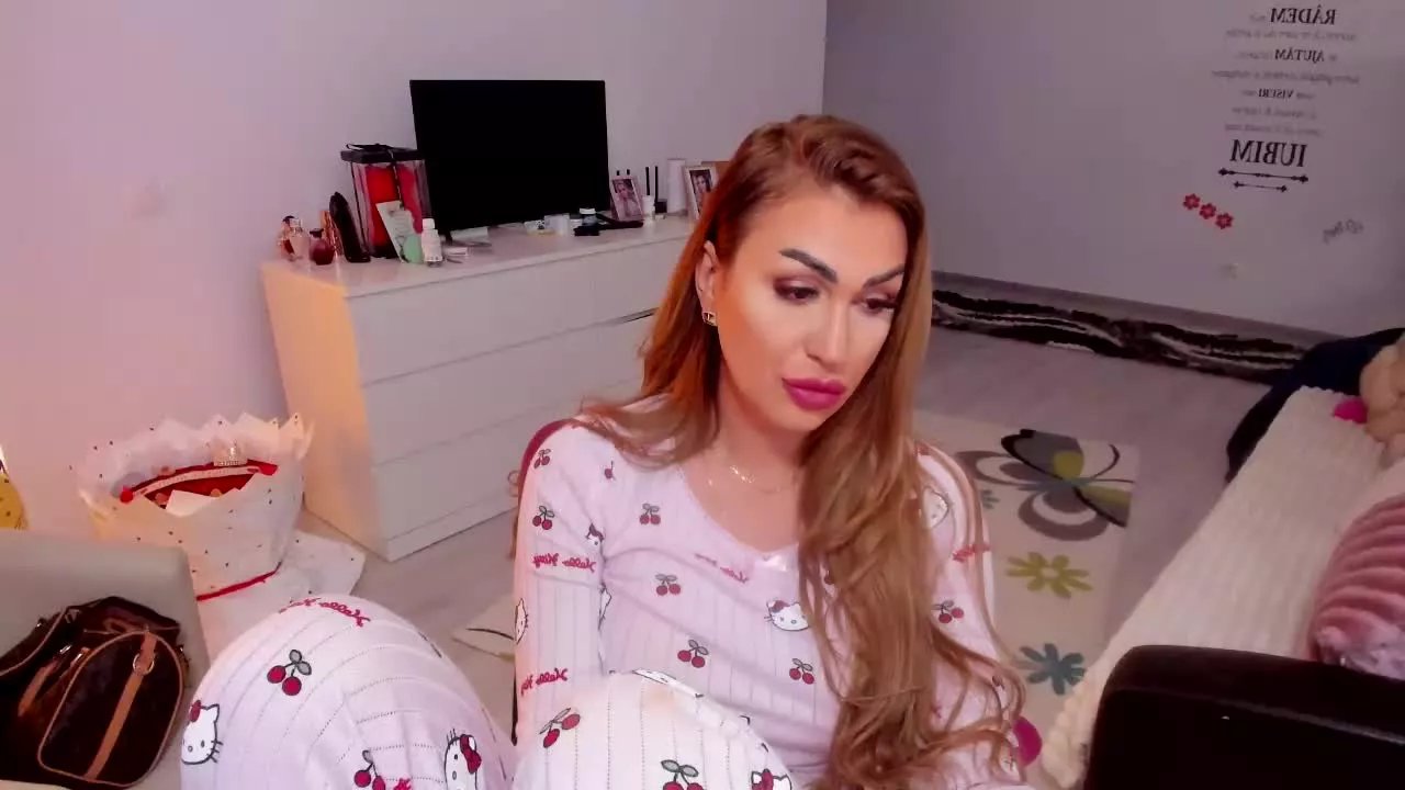 Offline Gold_DivineTS on Streamray