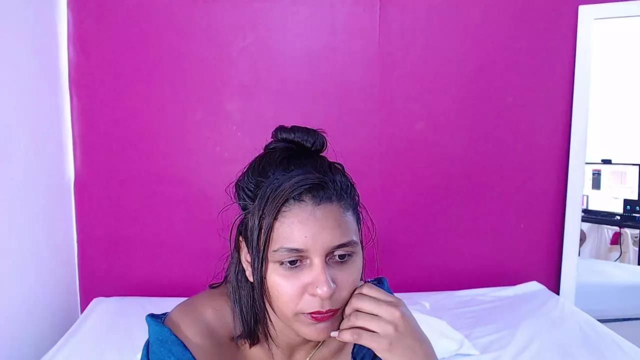 indian_milf1 on Streamray 