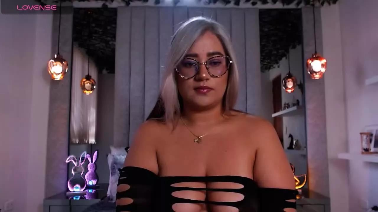 IndiVelvet on Streamray 