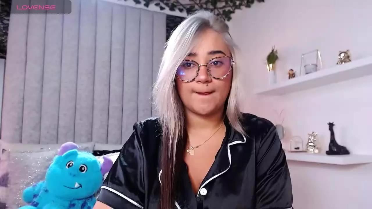IndiVelvet on Streamray 