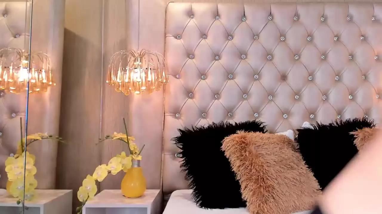 JennaWold on Streamray 