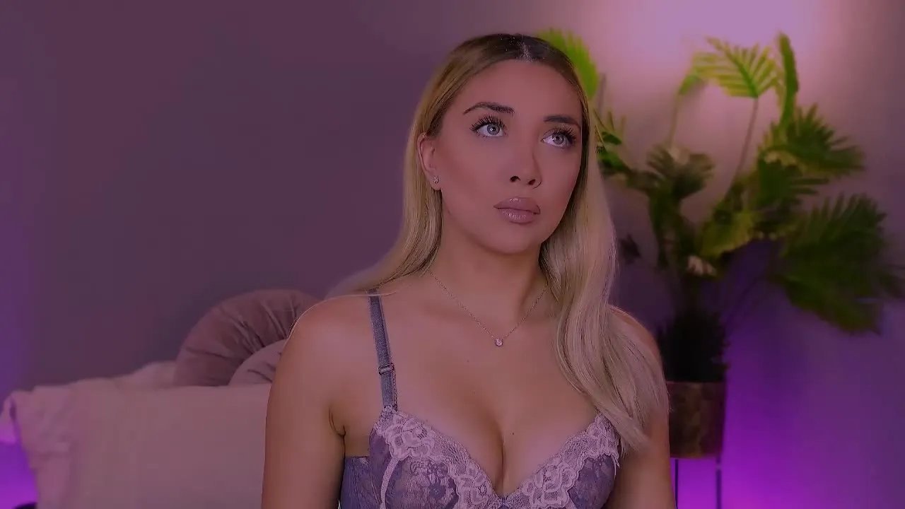 Offline Jessielle on Streamray