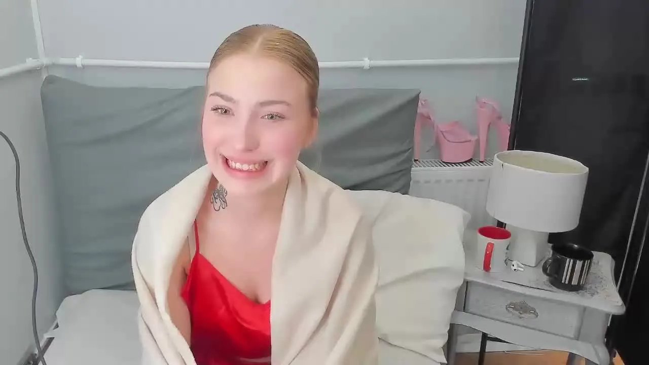 KattyAmore from Streamray