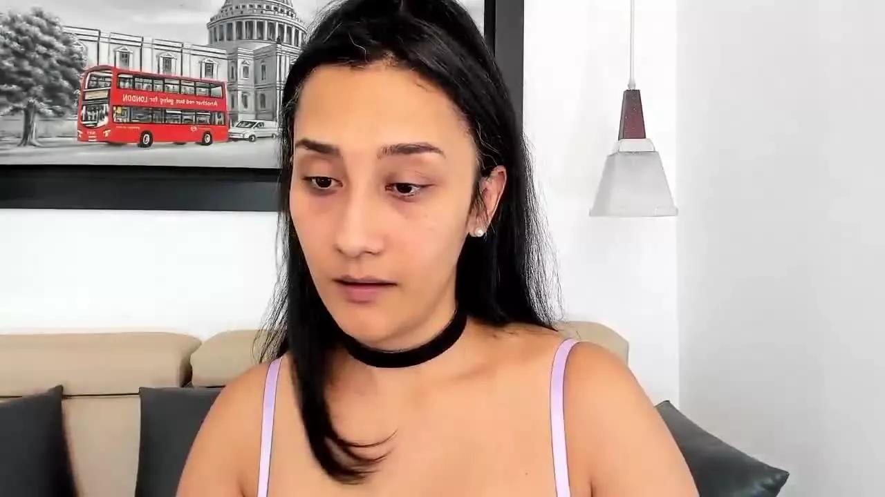 KOURTNEYTRAVIS on Streamray 