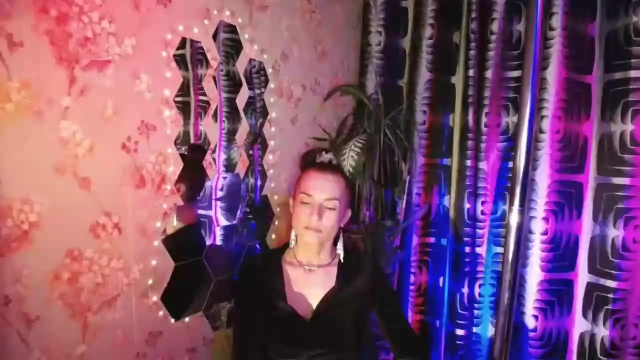 KristinAmazing on Streamray 