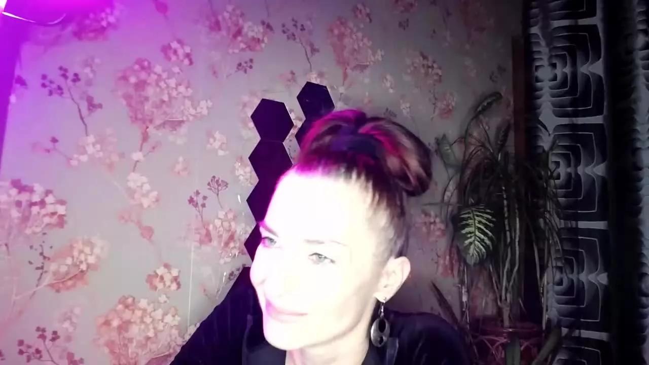 KristinAmazing on Streamray 