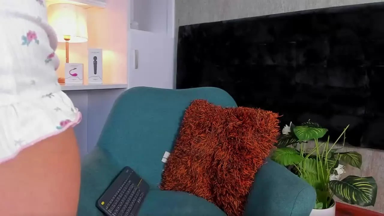 LahannaKimissh on Streamray 