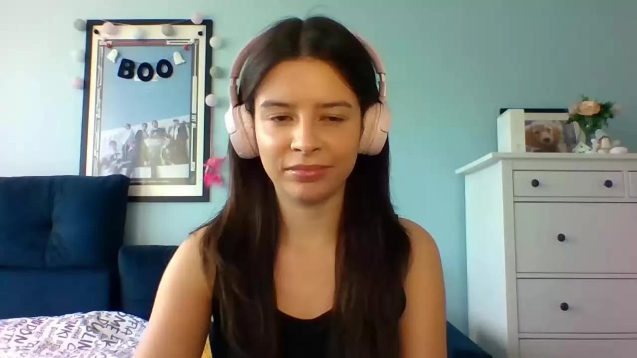 LariceTasty on Streamray 