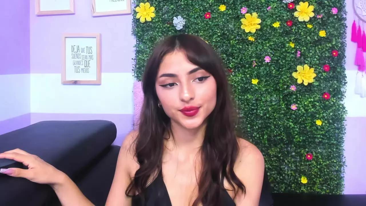 LarisaSweet on Streamray 