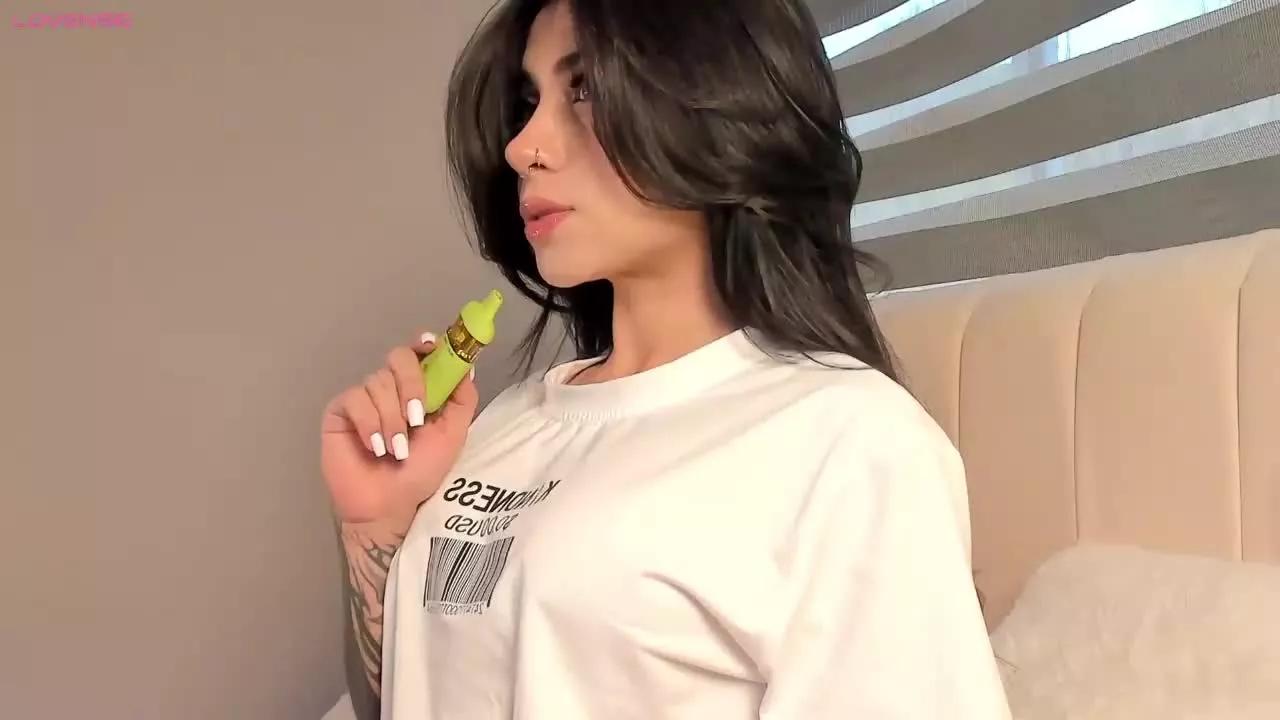 Leila_Carteer on Streamray 