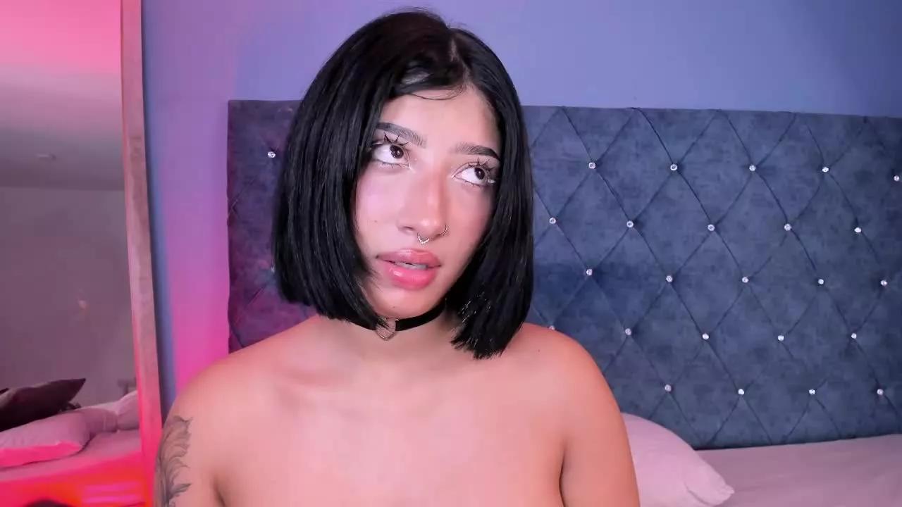LilithWhite on Streamray 