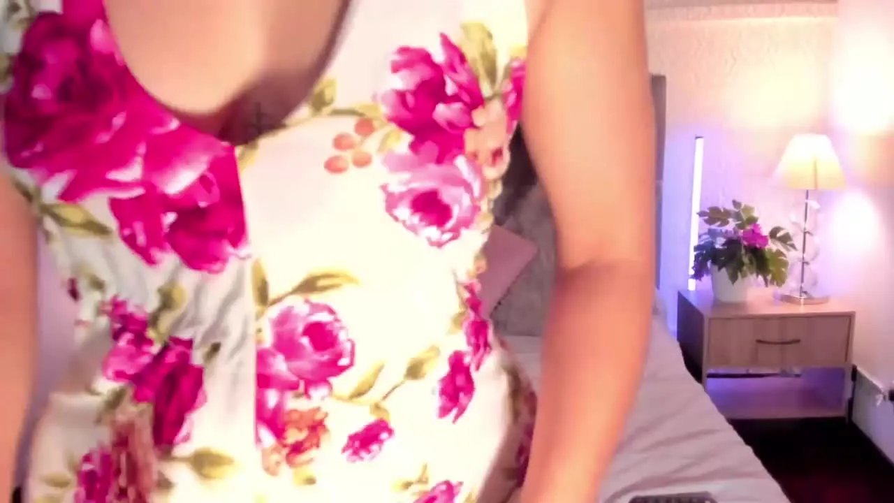 Offline LilyGracce on Streamray