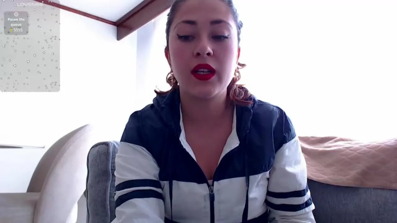 Offline Lisbethmoore on Streamray